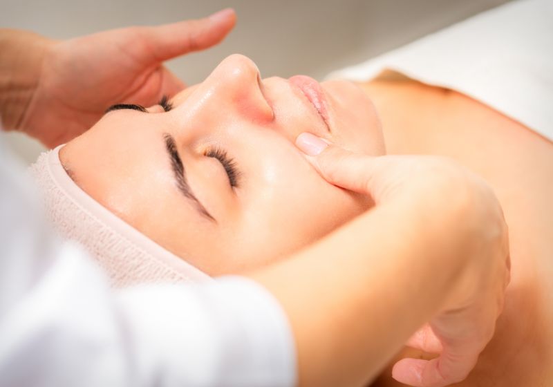 Face-massage